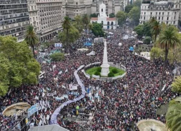 m24-plaza de mayo-2022