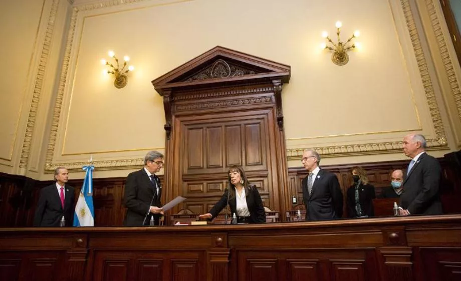 lacorte-jura-concejo1