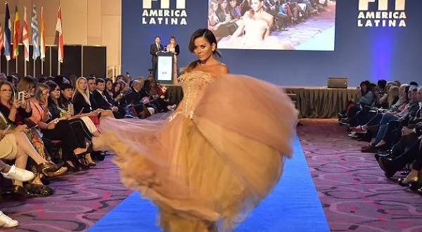 FASHION-AND-TRAVEL-600x330
