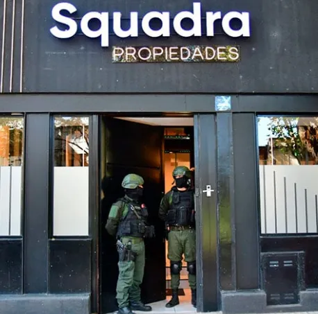 esquadra-propiedades
