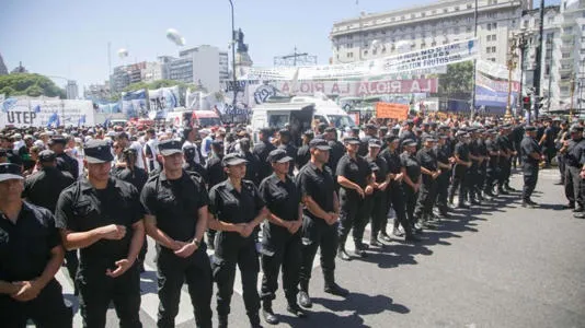 policias-marcha