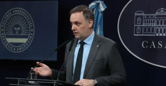 adorni-dolares-campo