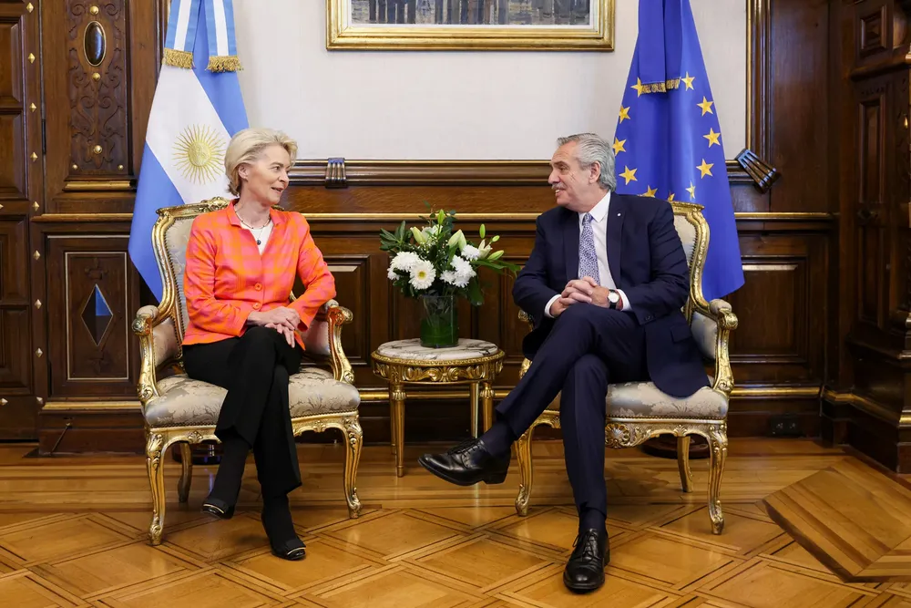 fernandez-representante-europa