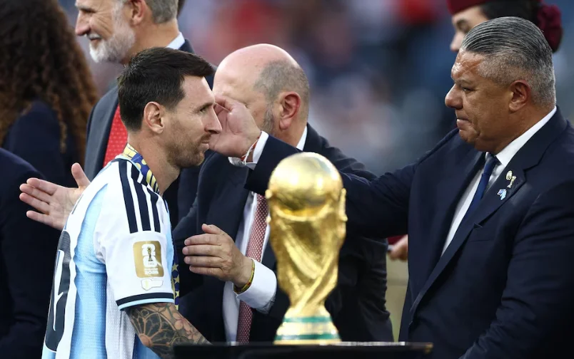 messi-tapia