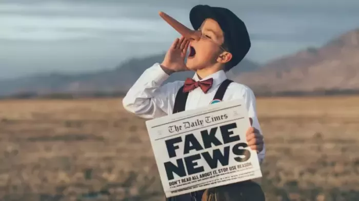_104757317_fakenews