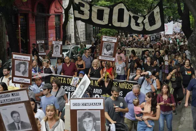 marcha-el-dia-la-memoria-las-calles-rosario