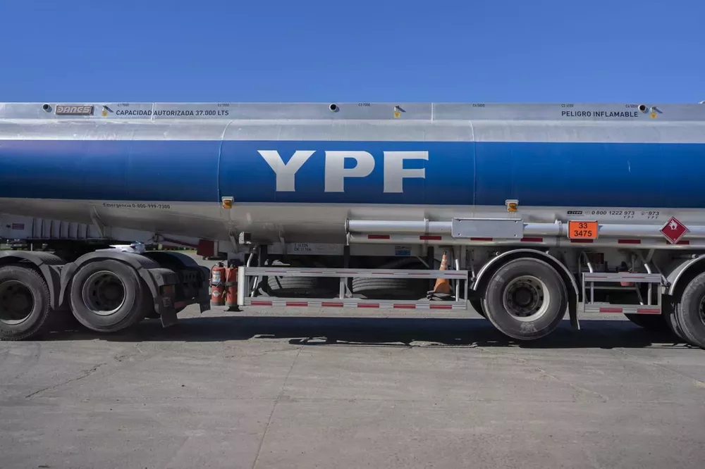 camion-ypf