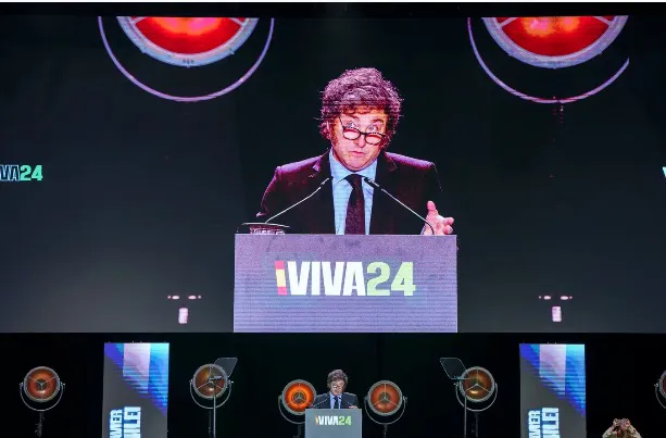 milei-viva-24