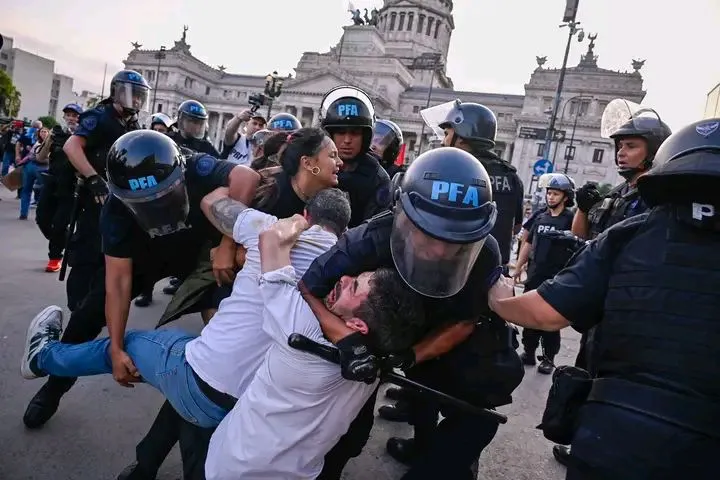 represion-jubilados26