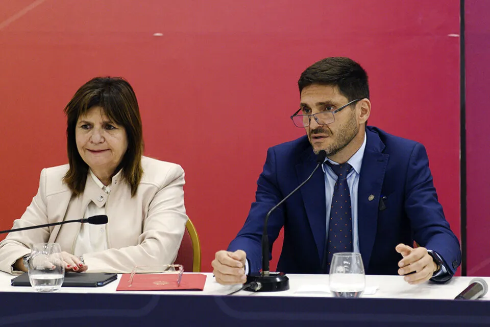 bullrich-pullaro