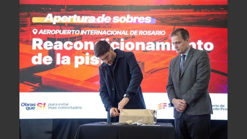 pullaro-sobres-aeropuerto
