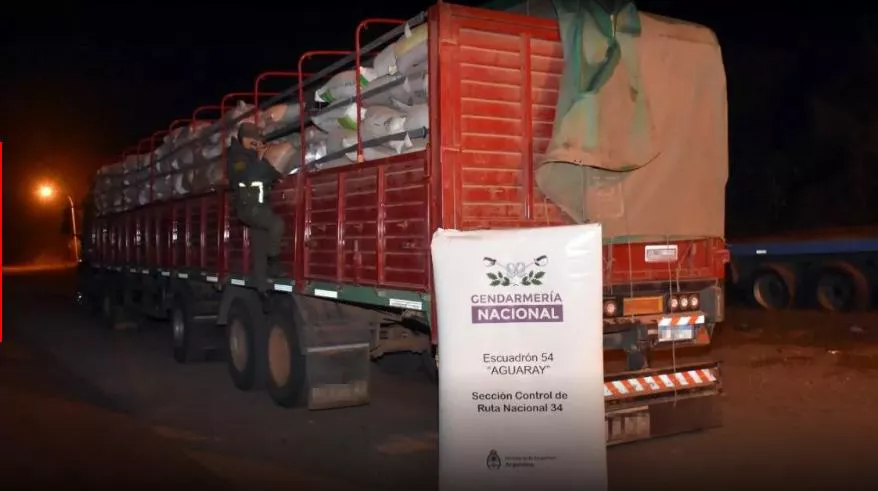 camion-carga-gendarmeria