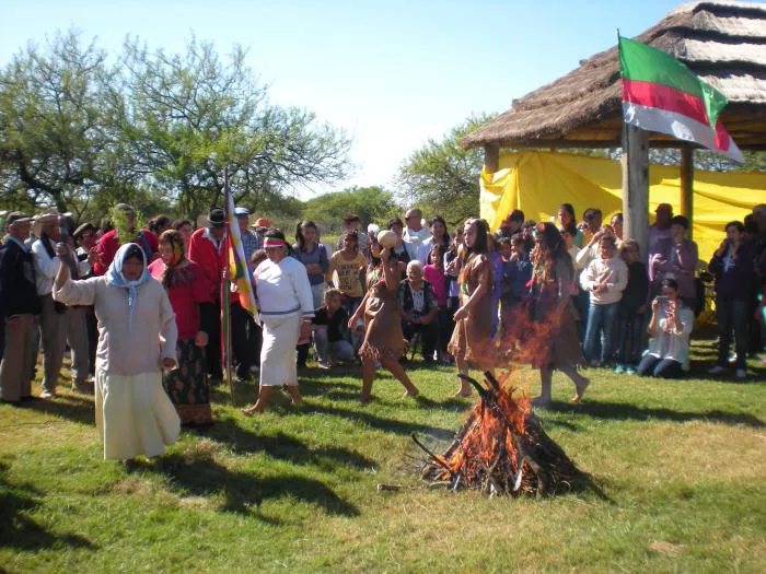 pueblos-acto-dia-indigena
