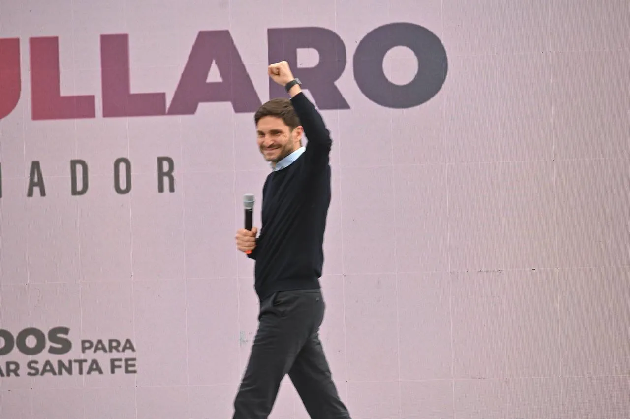 Maxi-Pullaro