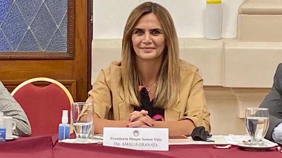 amalia-granata