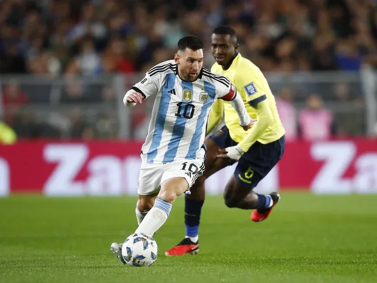 messi-ecuador-3