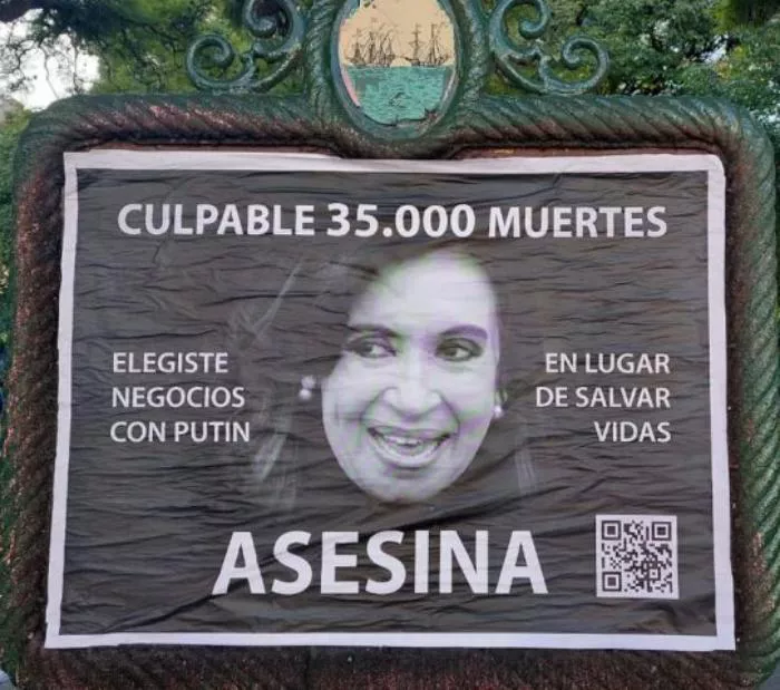 carteles-cristina-contra