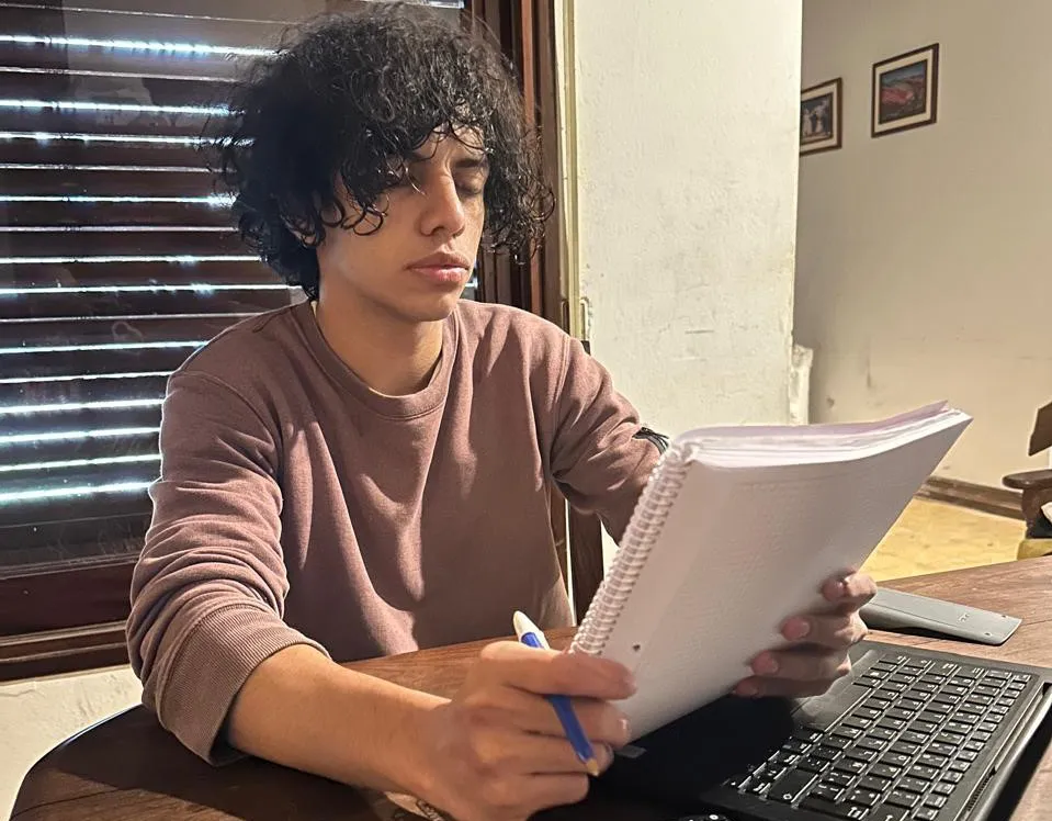 estudiante-poli-informatica