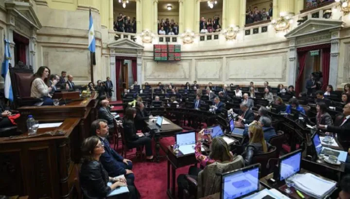 senadores-aumentos