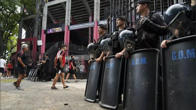 operativo_seguridad-calsico