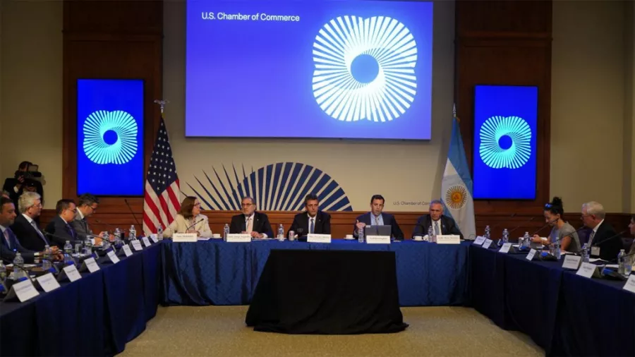 massa-reunion-empresas-usa